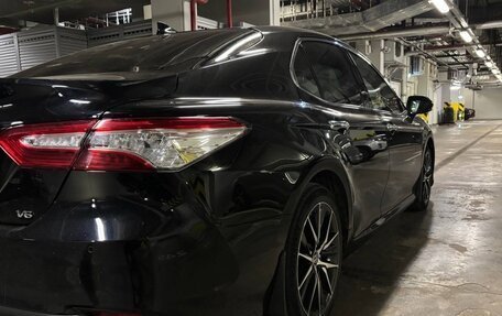 Toyota Camry, 2021 год, 4 050 000 рублей, 9 фотография