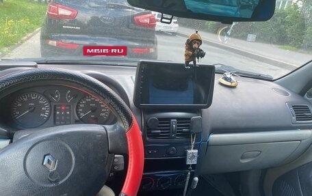 Renault Clio III, 2003 год, 220 000 рублей, 2 фотография