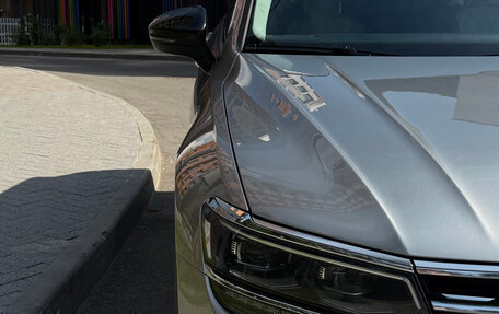 Volkswagen Tiguan II, 2019 год, 2 400 000 рублей, 13 фотография