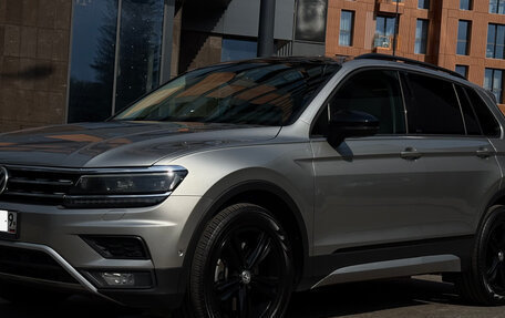 Volkswagen Tiguan II, 2019 год, 2 400 000 рублей, 11 фотография