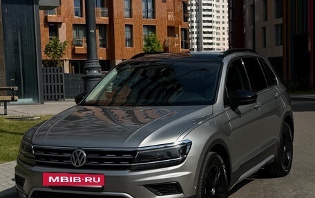 Volkswagen Tiguan II, 2019 год, 2 400 000 рублей, 12 фотография