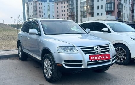 Volkswagen Touareg III, 2003 год, 880 000 рублей, 2 фотография