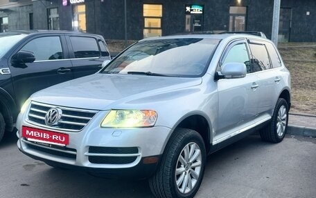 Volkswagen Touareg III, 2003 год, 880 000 рублей, 8 фотография