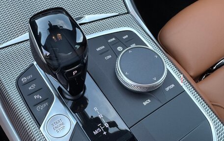 BMW 3 серия, 2019 год, 4 220 000 рублей, 15 фотография