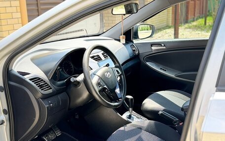 Hyundai Solaris II рестайлинг, 2016 год, 870 000 рублей, 5 фотография