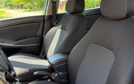 Hyundai Solaris II рестайлинг, 2016 год, 870 000 рублей, 6 фотография