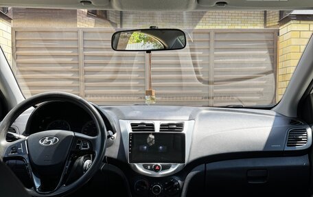 Hyundai Solaris II рестайлинг, 2016 год, 870 000 рублей, 10 фотография