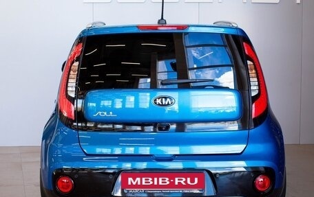 KIA Soul II рестайлинг, 2017 год, 1 695 000 рублей, 4 фотография