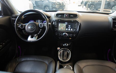 KIA Soul II рестайлинг, 2017 год, 1 695 000 рублей, 20 фотография