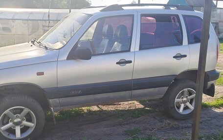 Chevrolet Niva I рестайлинг, 2004 год, 270 000 рублей, 7 фотография
