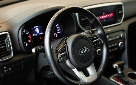KIA Sportage IV рестайлинг, 2020 год, 2 300 000 рублей, 13 фотография