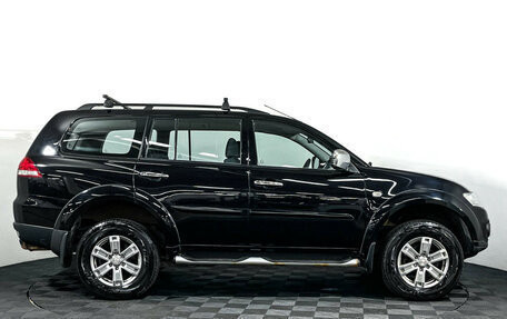 Mitsubishi Pajero Sport II рестайлинг, 2014 год, 2 497 000 рублей, 4 фотография