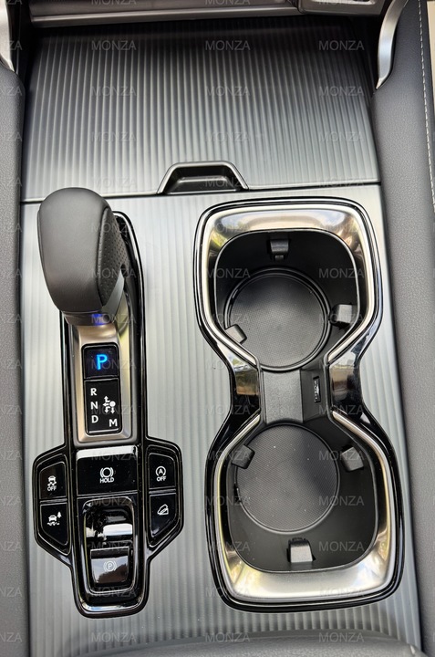 Lexus RX IV рестайлинг, 2026 год, 12 500 000 рублей, 14 фотография