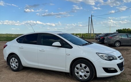Opel Astra J, 2014 год, 720 000 рублей, 4 фотография