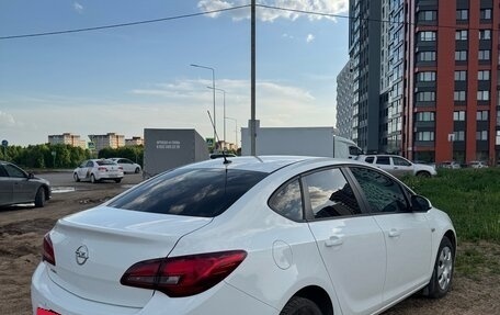Opel Astra J, 2014 год, 720 000 рублей, 2 фотография