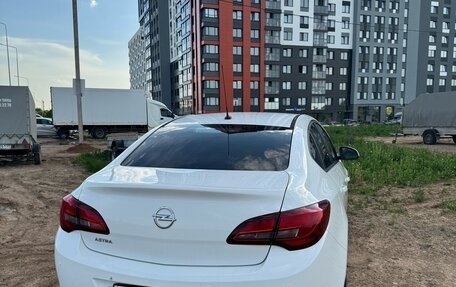 Opel Astra J, 2014 год, 720 000 рублей, 3 фотография