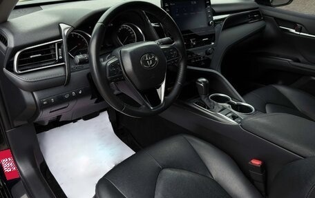 Toyota Camry, 2021 год, 2 000 000 рублей, 3 фотография