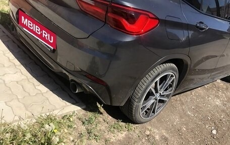 BMW X2, 2018 год, 2 400 000 рублей, 3 фотография