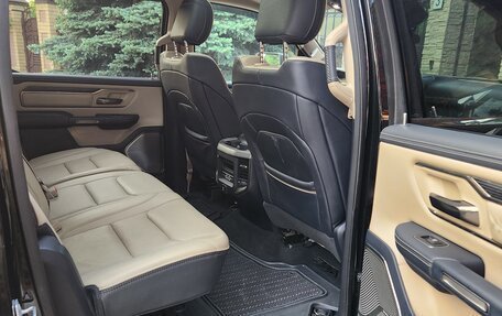 Rambler 1500, 2018 год, 5 700 000 рублей, 10 фотография