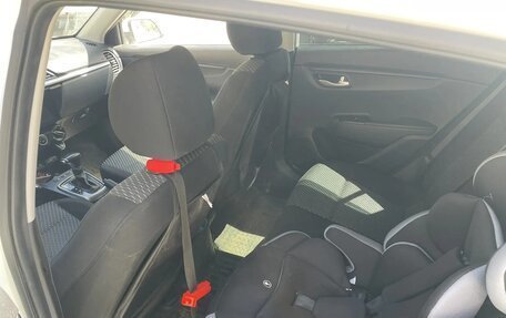 KIA Rio IV, 2018 год, 1 500 000 рублей, 5 фотография