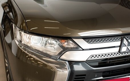 Mitsubishi Outlander III рестайлинг 3, 2019 год, 2 250 000 рублей, 7 фотография