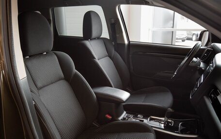Mitsubishi Outlander III рестайлинг 3, 2019 год, 2 250 000 рублей, 22 фотография
