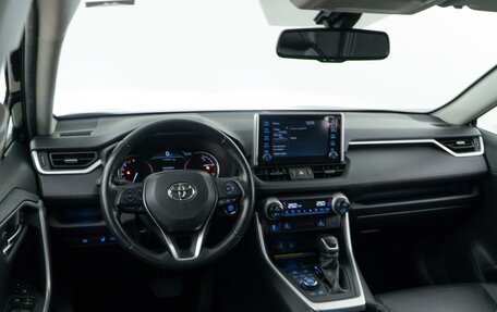 Toyota RAV4, 2021 год, 3 329 050 рублей, 6 фотография