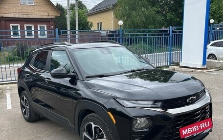 Chevrolet TrailBlazer, 2021 год, 1 620 000 рублей, 2 фотография