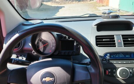 Chevrolet Spark III, 2013 год, 580 000 рублей, 5 фотография