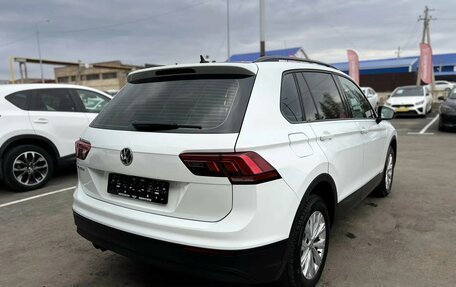 Volkswagen Tiguan II, 2019 год, 2 570 000 рублей, 7 фотография