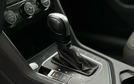 Volkswagen Tiguan II, 2019 год, 2 570 000 рублей, 19 фотография