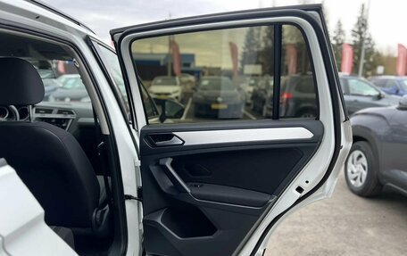 Volkswagen Tiguan II, 2019 год, 2 570 000 рублей, 25 фотография