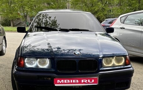 BMW 3 серия, 1995 год, 250 000 рублей, 1 фотография
