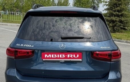 Mercedes-Benz GLB, 2023 год, 4 850 000 рублей, 4 фотография