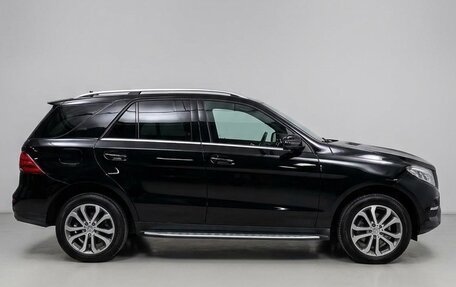 Mercedes-Benz GLE, 2016 год, 3 900 000 рублей, 6 фотография
