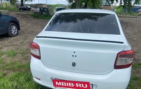 Renault Logan II, 2017 год, 600 000 рублей, 15 фотография