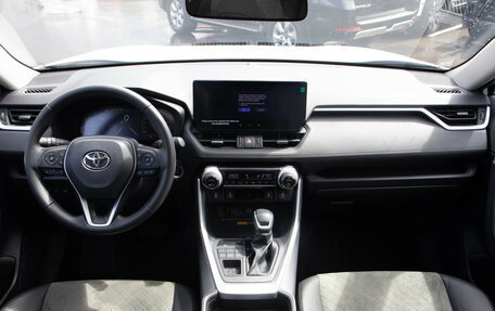 Toyota RAV4, 2024 год, 3 878 000 рублей, 11 фотография