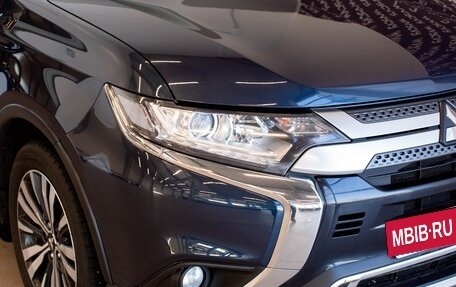 Mitsubishi Outlander III рестайлинг 3, 2019 год, 2 185 000 рублей, 7 фотография