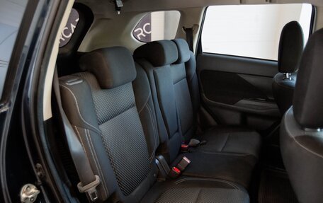 Mitsubishi Outlander III рестайлинг 3, 2019 год, 2 185 000 рублей, 22 фотография