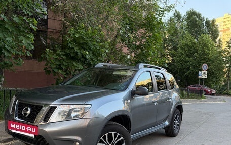 Nissan Terrano III, 2017 год, 1 450 000 рублей, 2 фотография