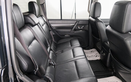 Mitsubishi Pajero IV, 2010 год, 2 199 000 рублей, 23 фотография