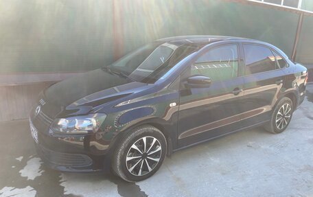 Volkswagen Polo VI (EU Market), 2012 год, 730 000 рублей, 1 фотография