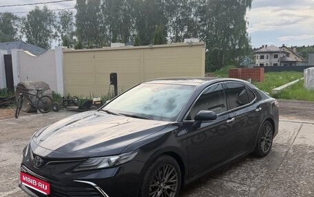 Toyota Camry, 2023 год, 3 600 000 рублей, 1 фотография