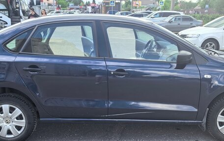 Volkswagen Polo VI (EU Market), 2012 год, 950 000 рублей, 2 фотография