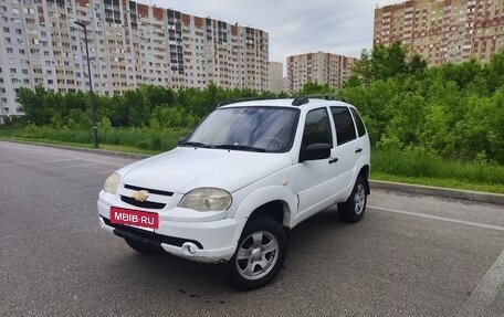 Chevrolet Niva I рестайлинг, 2012 год, 630 000 рублей, 6 фотография