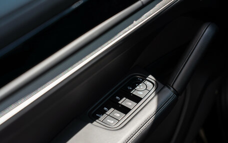 Porsche Cayenne III, 2023 год, 17 700 000 рублей, 8 фотография