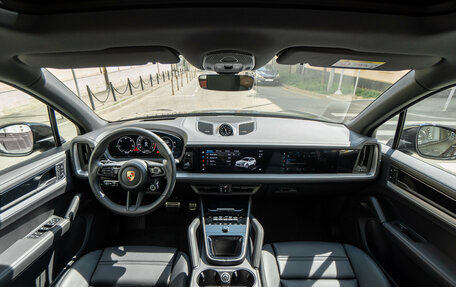 Porsche Cayenne III, 2023 год, 17 700 000 рублей, 16 фотография
