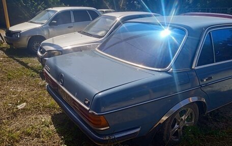 Mercedes-Benz W123, 1976 год, 140 000 рублей, 3 фотография