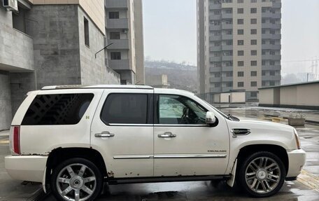 Cadillac Escalade III, 2010 год, 1 000 000 рублей, 3 фотография