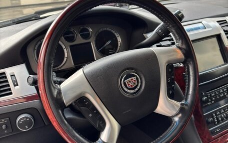 Cadillac Escalade III, 2010 год, 1 000 000 рублей, 9 фотография